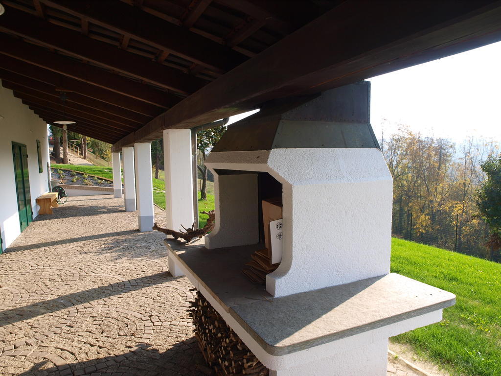 Agriturismo Sette Colli Ferrere Exteriör bild